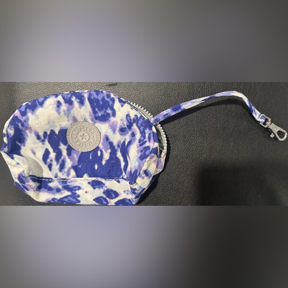 Small Kipling makup bag